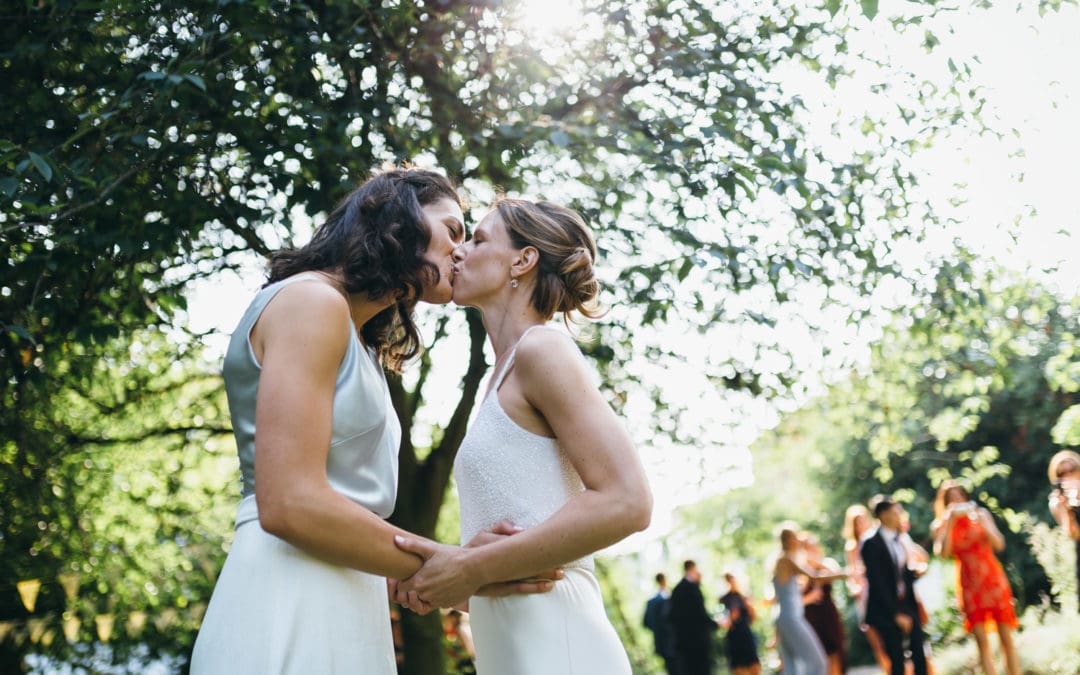 OLIVIA & RACHEL’S COOL CLERKENWELL WEDDING